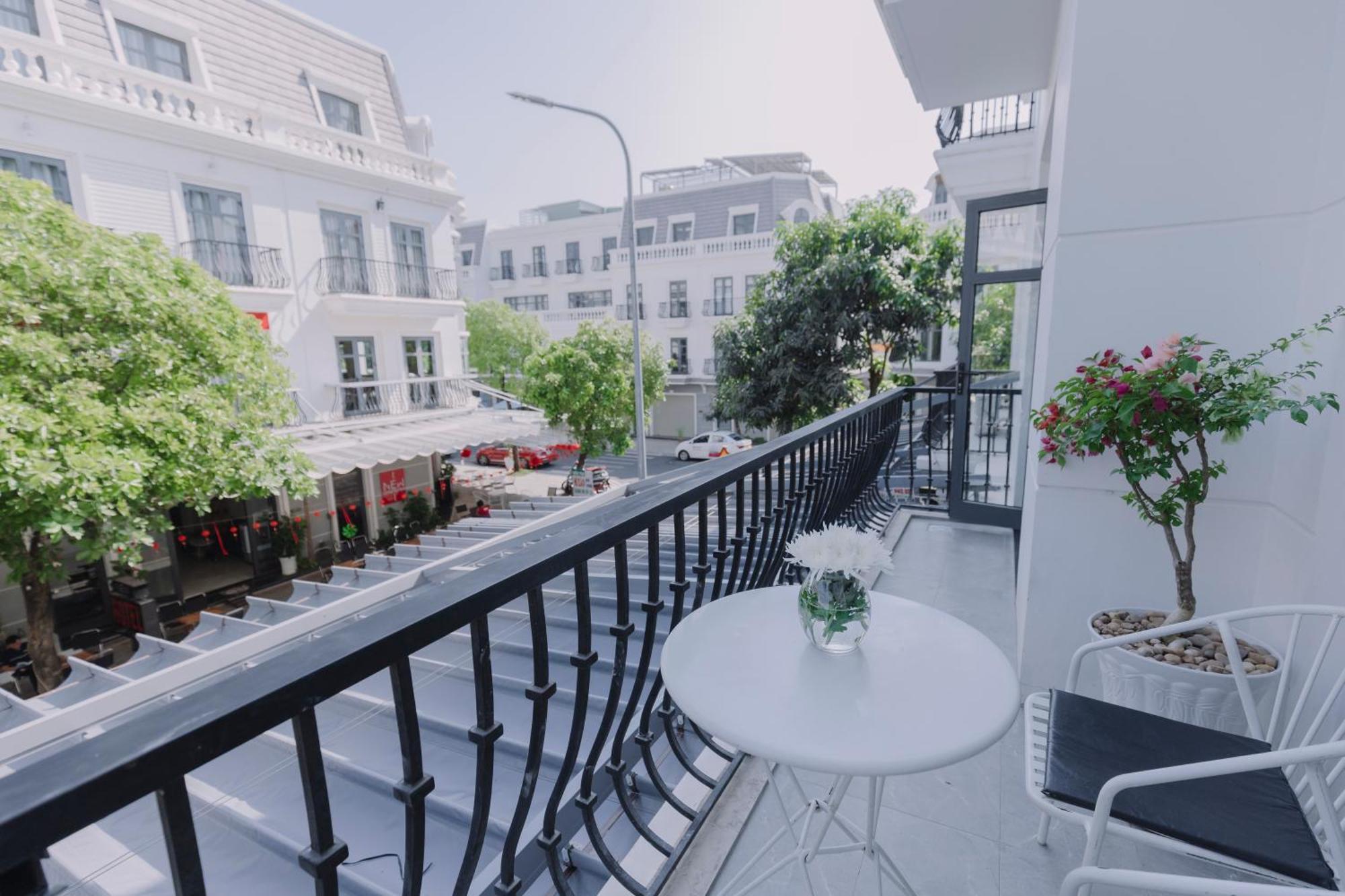 Arina Luxury Hotel - Vincom 西宁 外观 照片